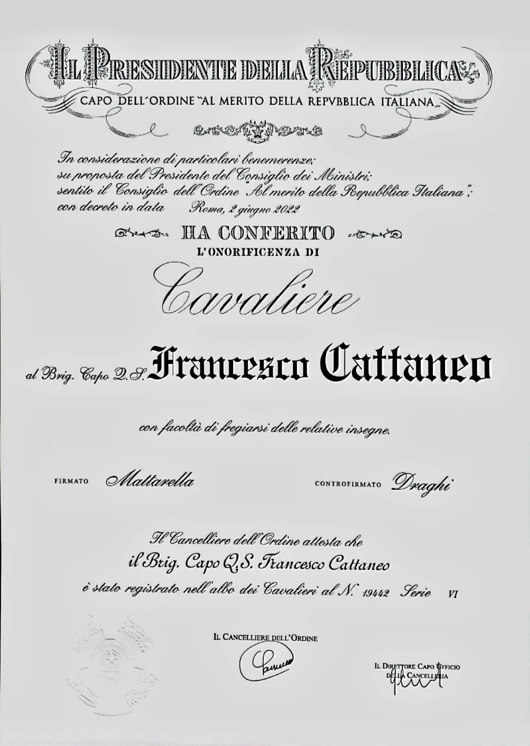 Al DT Cattaneo conferita l’onorificenza di Cavaliere della Repubblica